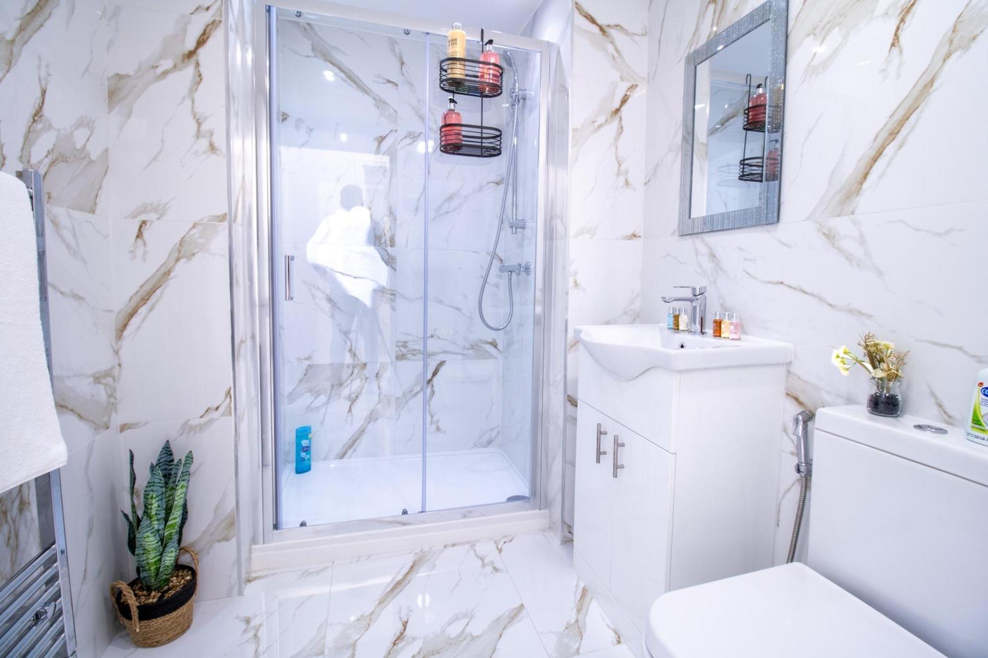 Апартаменты 1-bedroom Flat In London's Shopping District 6gc Лондон